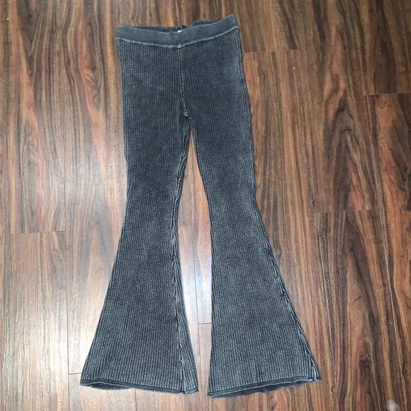 Grey Ribbed Bell Bottom Pants - Picture 3 of 3